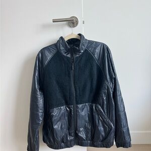 Holden Men's Black and Gray Windbreaker